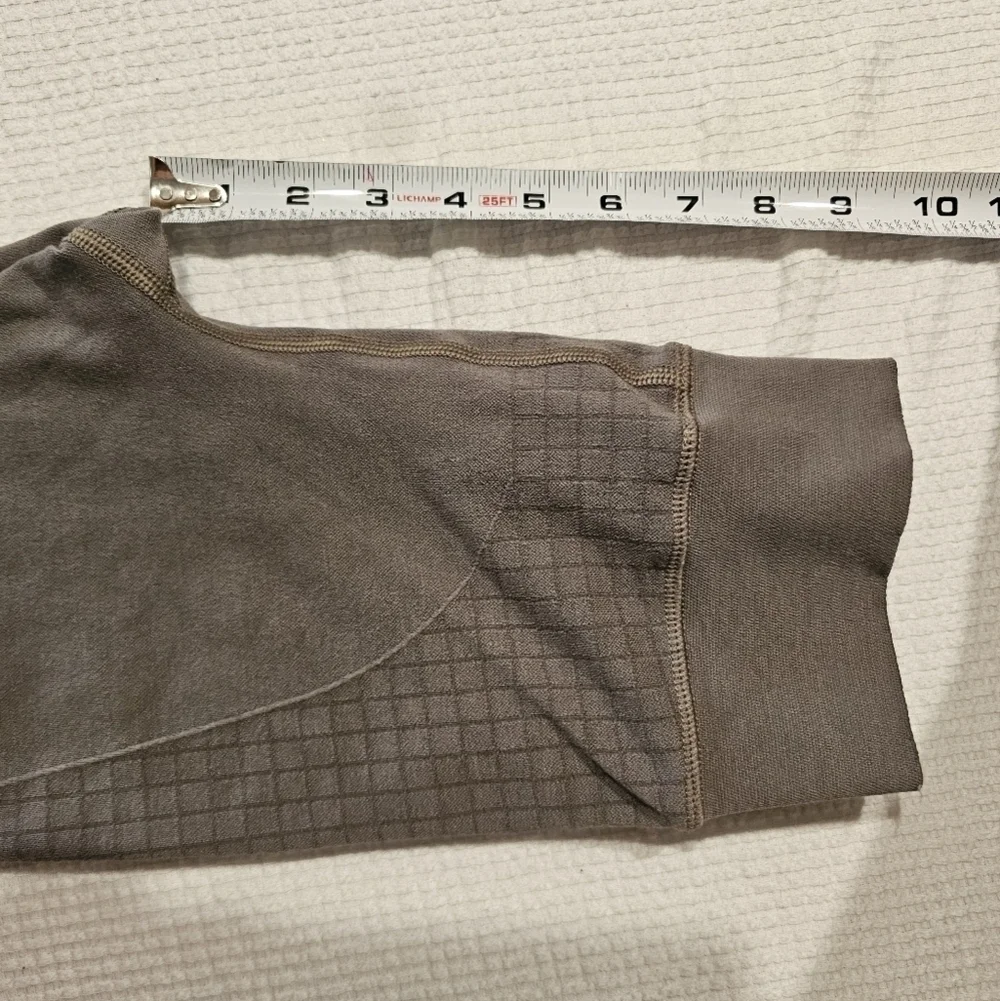 lululemon Lab Seamless W'ool-Blend Tight color rover(Grey) size 4
